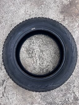 Nokian 225/60 R18 - 2