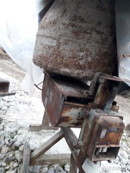 Stavebná miešačka - 2