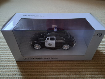 Model auta Volkswagen Police Beetle - 2