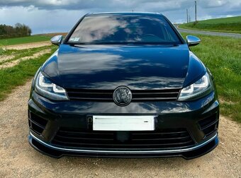 LIPKO SPOJLER PREDNEHO NARAZNÍKU NA NARAZNIK čierne - 2