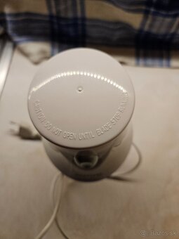 Predam krajac na zeleninu. - 2