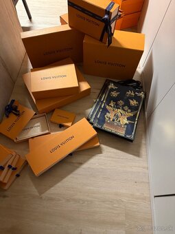 Louis Vuitton krabice a tašky - 2