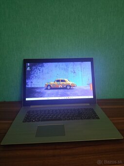 Lenovo IdeaPad 330 17 – i5 / 8GB / 256GB - 2