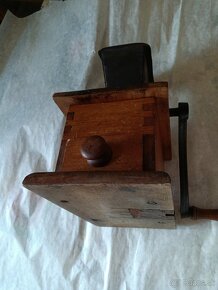 Mlynček starozitny - 2