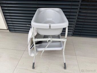 CHICCO Stolík prebaľovací s vaničkou Cuddle & Bubble - 2