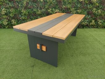 Hliníkový jedálenský stôl - 2