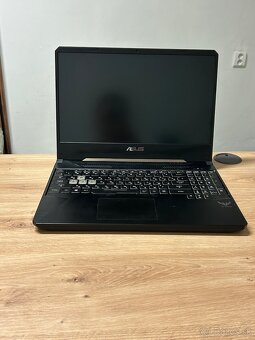 Predám Asus Tuf Gaming FX505DU Minimálne Známky - 2