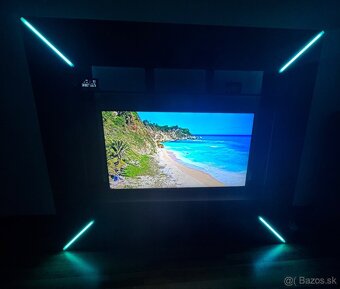 Obývacia stena s podsvietením - 2