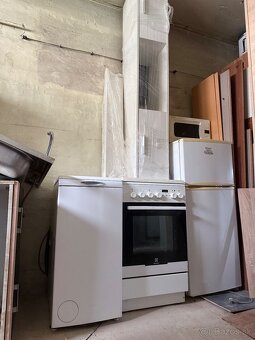 Kuchynská linka a spotrebiče - 2