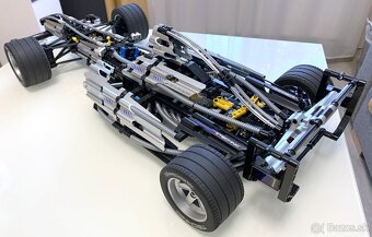 LEGO Technic 8458 Silver Champion (2000) - 2