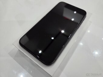 iPhone 11 256GB - 2