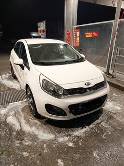 Kia Rio - 2