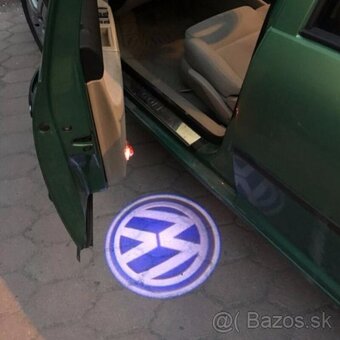 Nové projektory s logom Vášho auta do dverí auta - 2