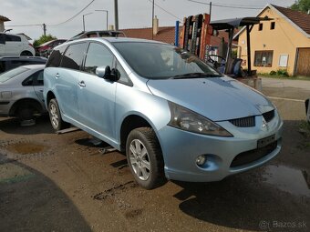Mitsubishi Grandis 2.4B - 2