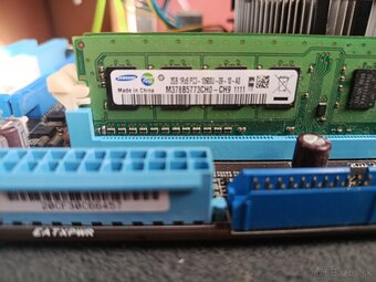 ASUS P5G41T-M LX2/GB+ Intel Core 2 Quad - 2