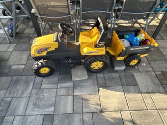 Šlapaci traktor - 2