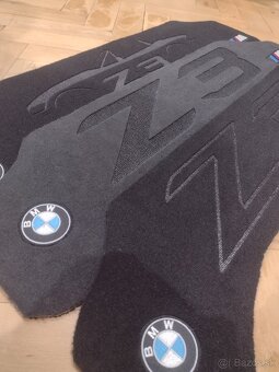 Predám tapacir zadnej kapoty na BMW Z3 - 2