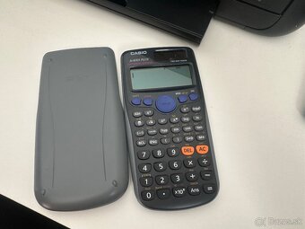 Casio kalkulačka - 2