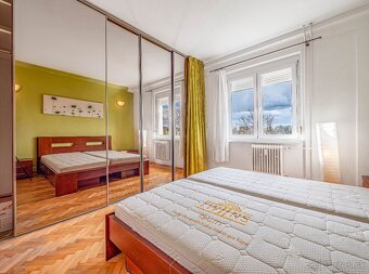 Výnimočná ponuka na predaj 2 bytu v najlepšej mestkej časti - 2