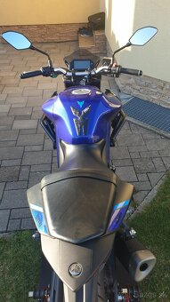 Yamaha MT03 - 2