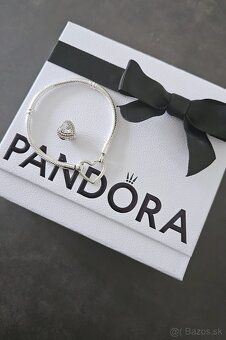 Pandora ,. - 2