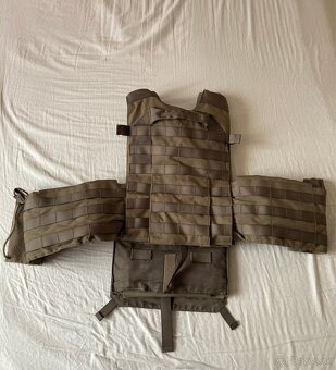 Nosič plátov Invader gear - 2