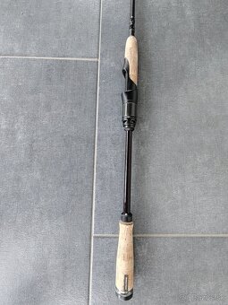Prívlačový prút Savage Gear - 2