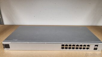 UBNT Ubiqiuiti USW 16 POE Gigabit switch - 2