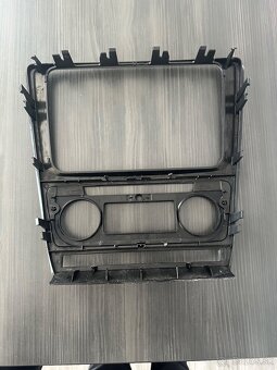 Ramcek radia Octavia 2 - 2