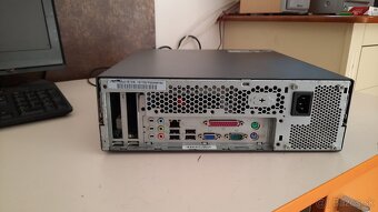 Predám PC Lenovo ThinkCentre A58/Windows 10 Home 64-bit SK. - 2