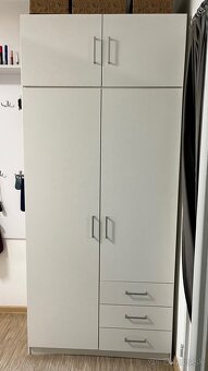 Šatníková skriňa FANDRUP - 2