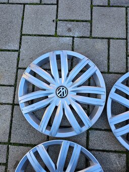 Volkswagen Puklice / Kryty kolies R16 2K5601147 - 2