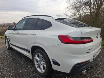 BMW X4 v top stave, nehavarované - 2