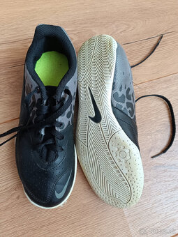 Halovky Nike 36 - 2