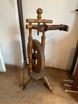 Starozitny Kolovrator - 2