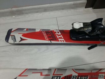 lyže Atomic a lyžiarky - 2