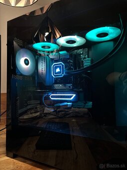 High-End 2K / 4K Gaming PC - Ryzen 7, RTX 4070 Super, 32 GB - 2