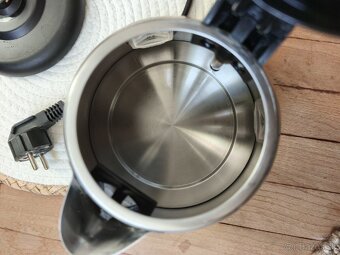 Predam rýchlovarná kanvica Lea Bravo - 2