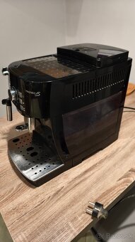 Kávovar Delonghi Magnifica S - 2