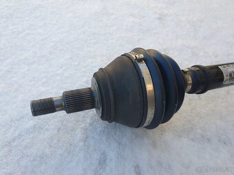 Prava predná poloos 1J0 407 272 GD - 2