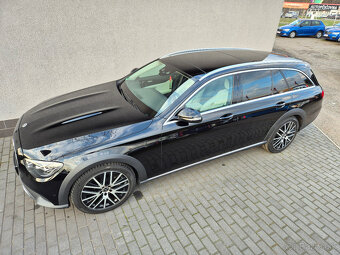Mercedes E 400d All-Terrain 4MATIC Bez -DPH- 744.000Kč - 2