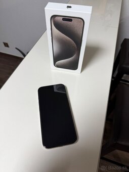 iPhone 15 Pro Max 256GB Natural Titanium - 2