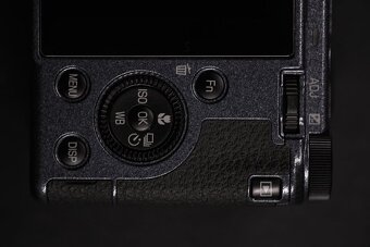 Ricoh GR III Street Edition - 2