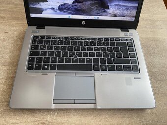 #008 - HP EliteBook 840 G2/i7 5600U/16GB/256GB/W11 - 2