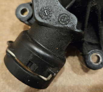 Bmw M57N M47N vodna pumpa, termostat - 2