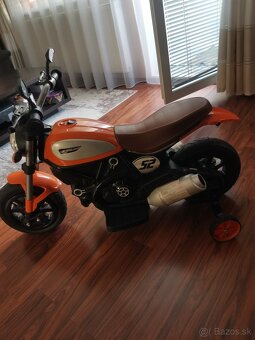 Predám detskú elektrickú motorku Street Bob - 2
