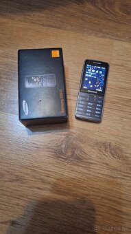 Samsung s5610 top stav plus krabica - 2