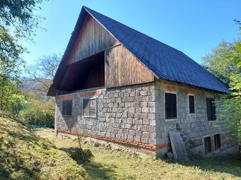 Predám chalupu na krásnom slnečnom pozemku - 2