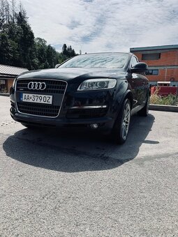 Audi Q7 - 2