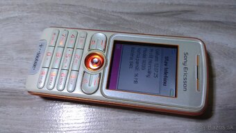 Sony Ericsson W200i - 2